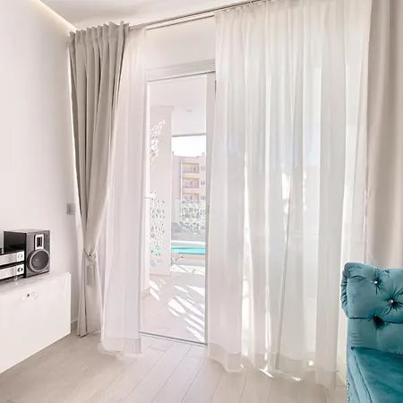 Lux Ocean Garden - Playa Paraiso - 2 Bedrooms, 2 Bathrooms, Big Terrace *